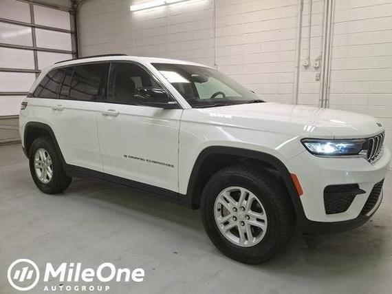 JEEP GRAND CHEROKEE 2023 1C4RJHAG3PC670200 image